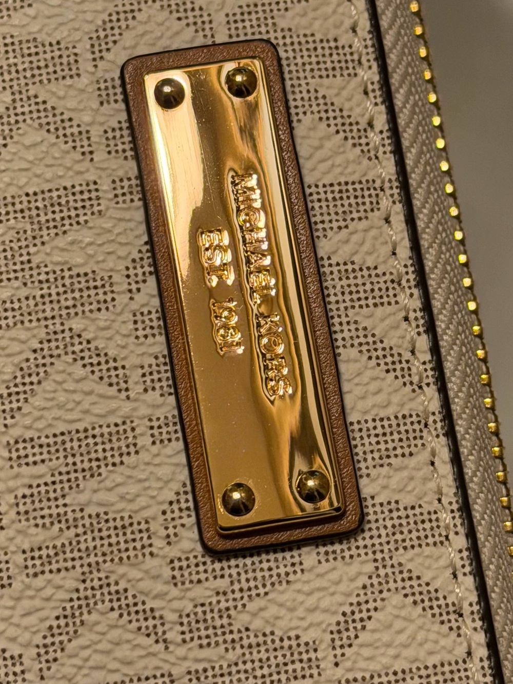 Michael Kors Signature Wristlet Wallet in Vanilla/Tan - Picture 11 of 16